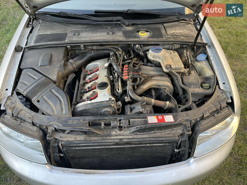 Седан Audi A4 2001 в Полтаве