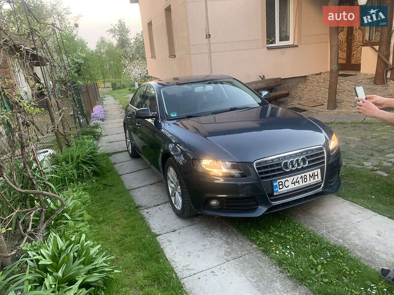 Седан Audi A4 2009 в Львове