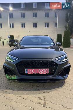 Седан Audi A4 2021 в 