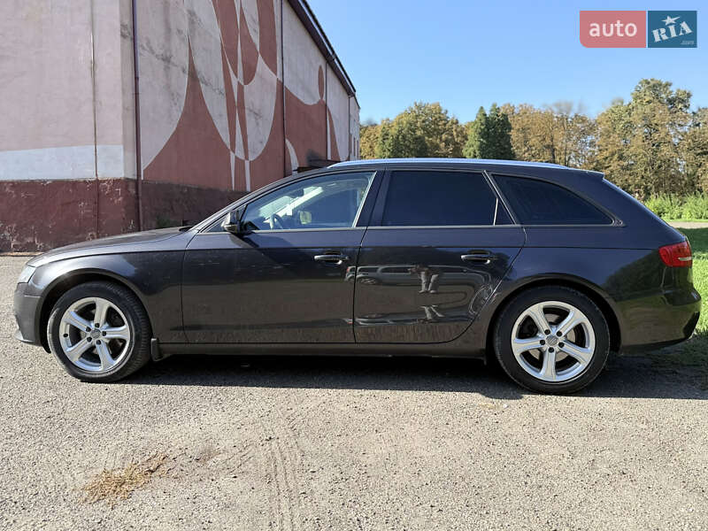 Універсал Audi A4 2011 в Бурштині