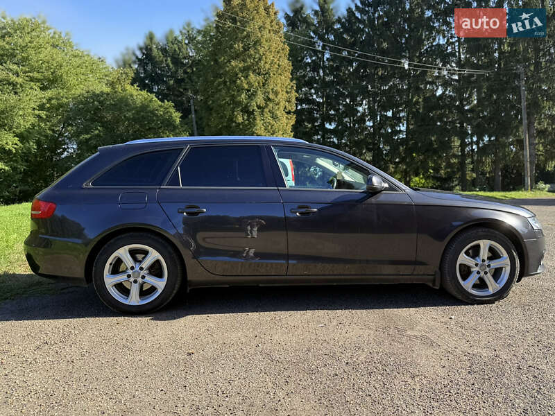 Універсал Audi A4 2011 в Бурштині