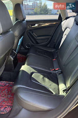 Седан Audi A4 2014 в 
