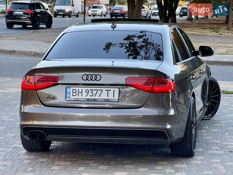 Седан Audi A4 2014 в Одессе