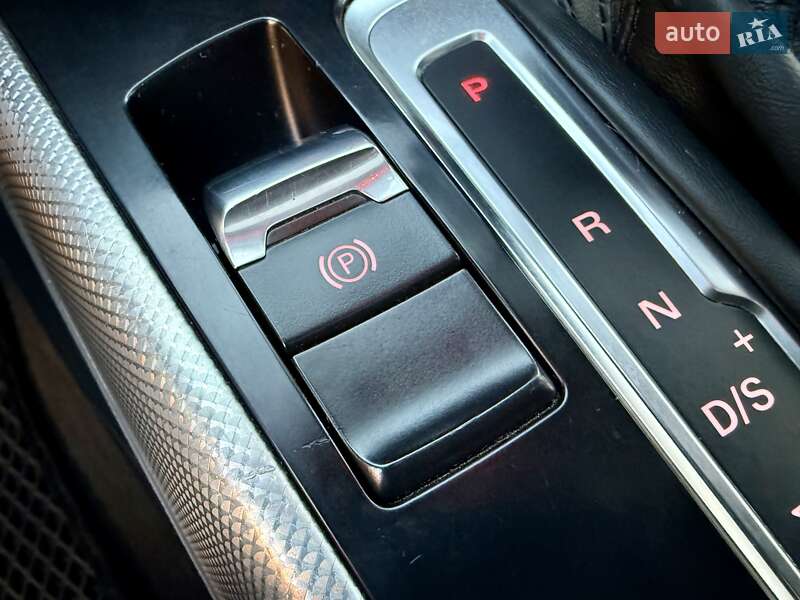 Седан Audi A4 2014 в Одессе