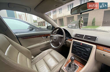 Универсал Audi A4 2001 в 