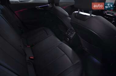 Седан Audi A4 2020 в 