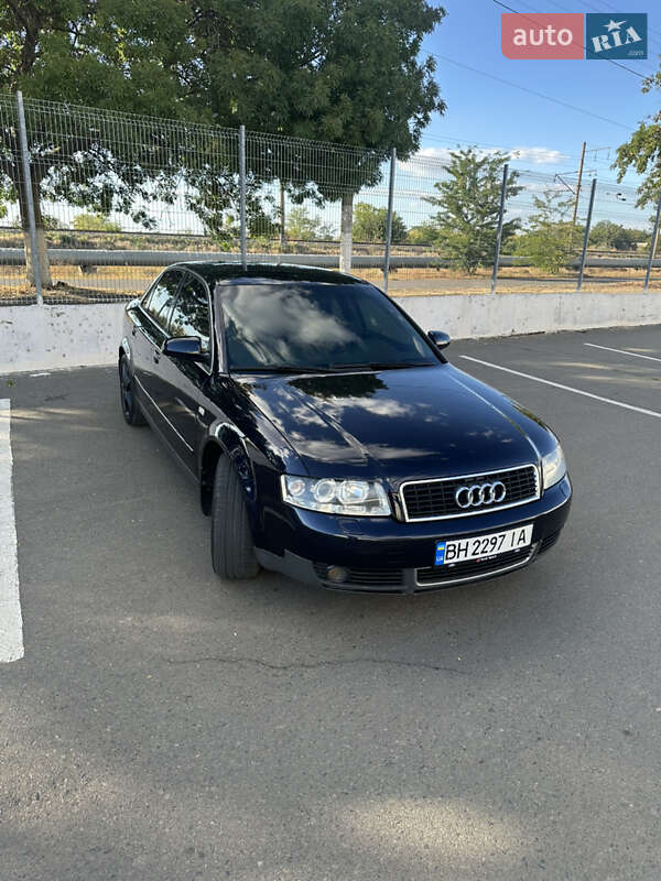 Седан Audi A4 2003 в Білгороді-Дністровському