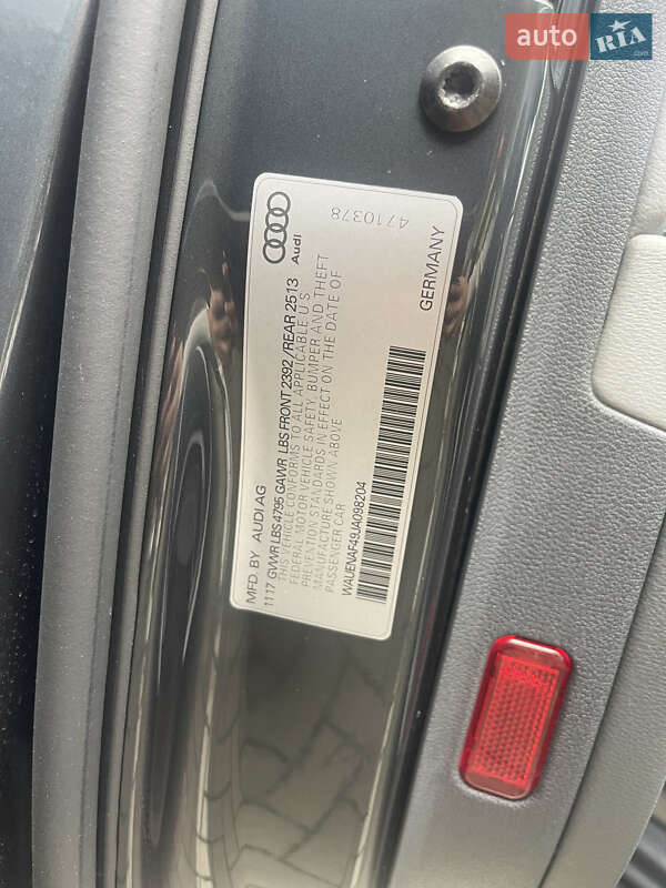 Седан Audi A4 2017 в Киеве