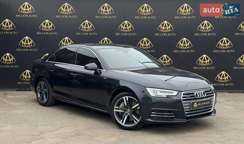 Седан Audi A4 2016 в 