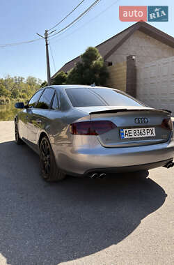 Седан Audi A4 2011 в 