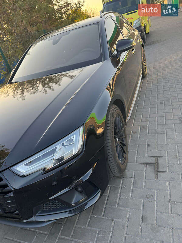 Універсал Audi A4 2019 в Павлограді
