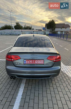 Седан Audi A4 2012 в 