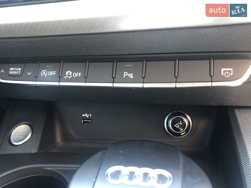 Универсал Audi A4 2018 в Чернигове