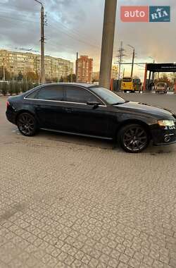 Седан Audi A4 2011 в Полтаве
