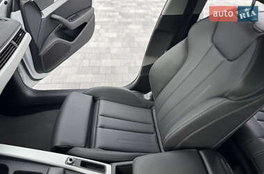 Универсал Audi A4 2019 в 
