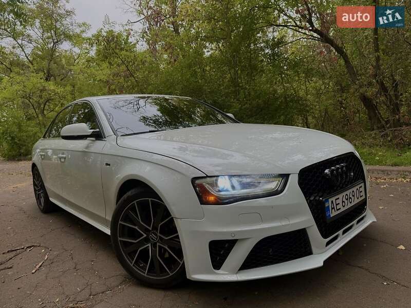Седан Audi A4 2015 в Кривому Розі
