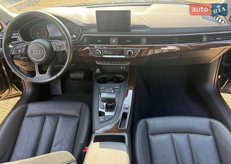 Седан Audi A4 2018 в Одессе