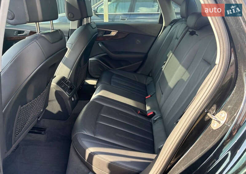 Седан Audi A4 2018 в Одессе