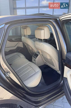 Седан Audi A4 2016 в 