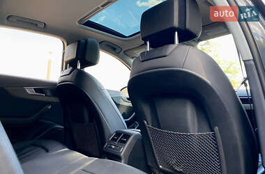 Седан Audi A4 2018 в 