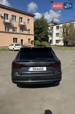 Универсал Audi A4 2019 в 