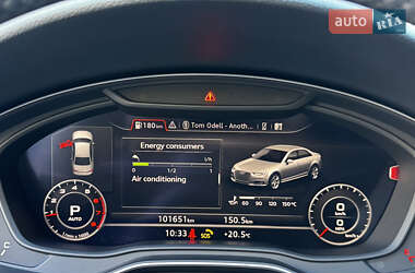 Седан Audi A4 2019 в 