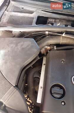 Седан Audi A4 1999 в 