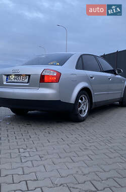 Седан Audi A4 2003 в 