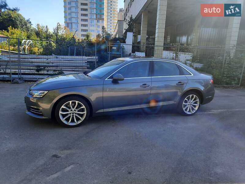 Седан Audi A4 2016 в Києві
