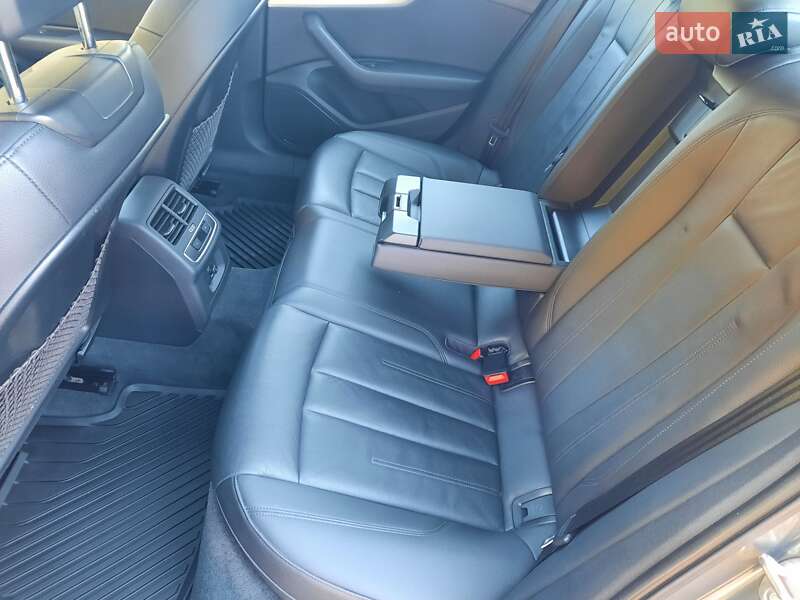 Седан Audi A4 2016 в Києві