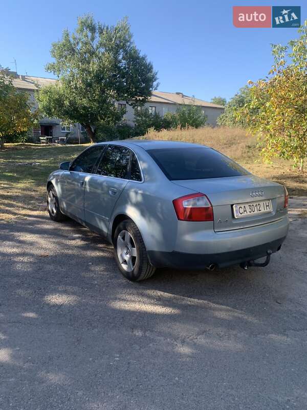 Седан Audi A4 2003 в Золотоноше