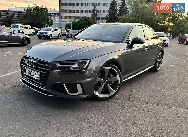 Audi A4 2018