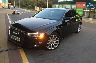 Седан Audi A4 2013 в Буче