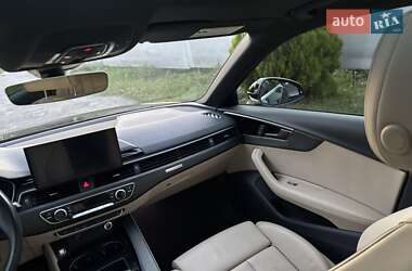 Седан Audi A4 2020 в 