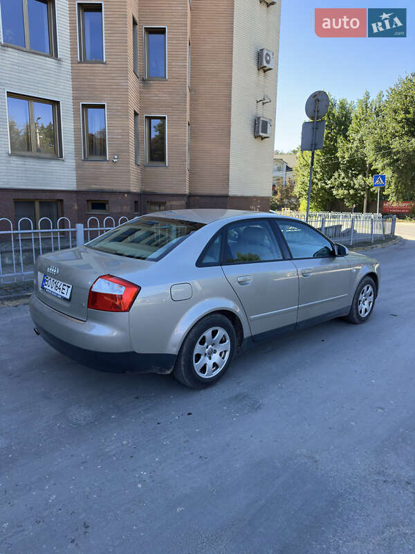 Седан Audi A4 2003 в Збараже
