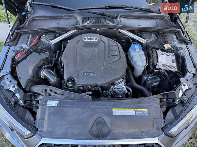 Седан Audi A4 2018 в Киеве