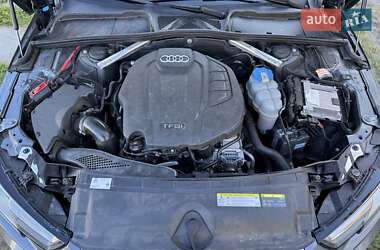 Седан Audi A4 2018 в 