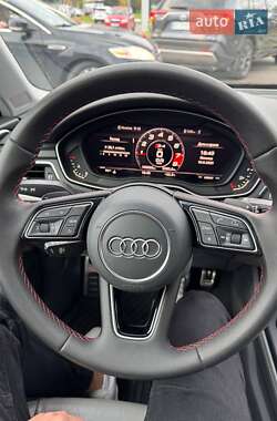 Седан Audi A4 2016 в 