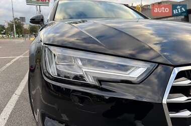 Седан Audi A4 2016 в 