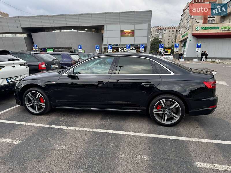 Седан Audi A4 2016 в Шептицькому