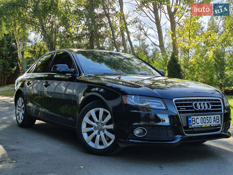 Седан Audi A4 2011 в 