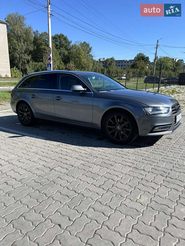 Универсал Audi A4 2012 в Калуше