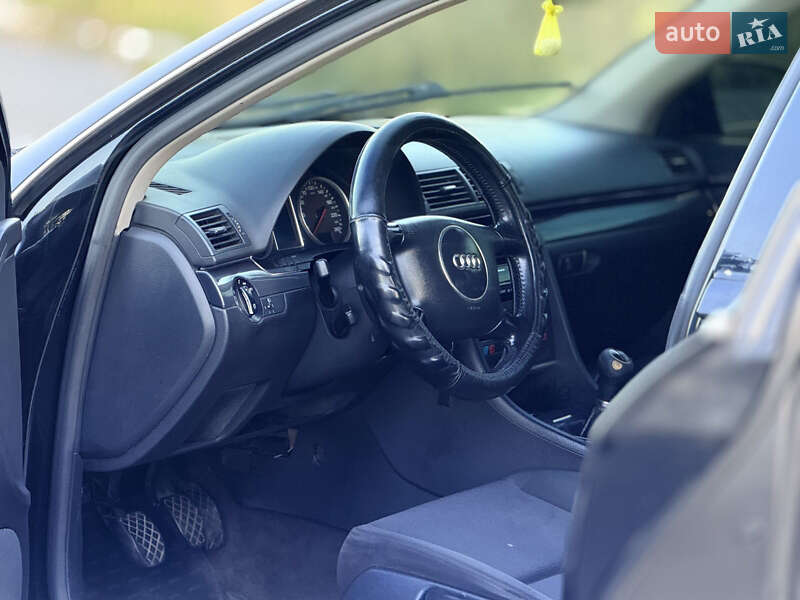 Універсал Audi A4 2003 в Мені