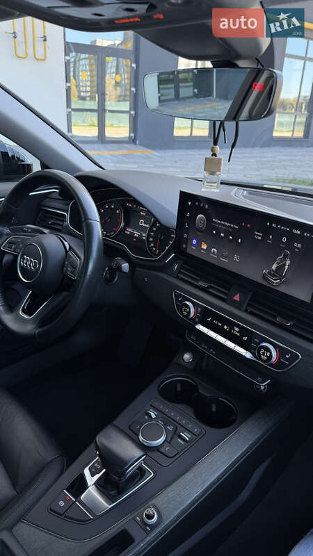 Седан Audi A4 2017 в Ирпене