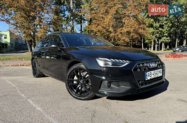 Универсал Audi A4 2020 в 