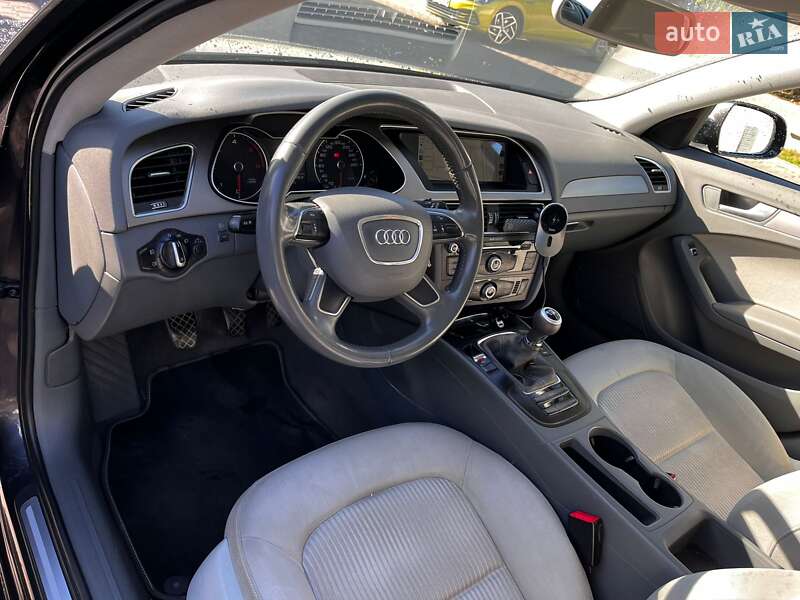 Універсал Audi A4 2012 в Львові
