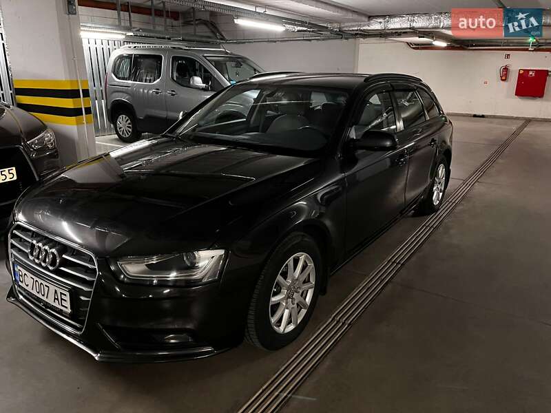 Універсал Audi A4 2012 в Львові