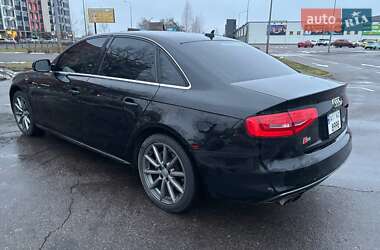 Седан Audi A4 2015 в 