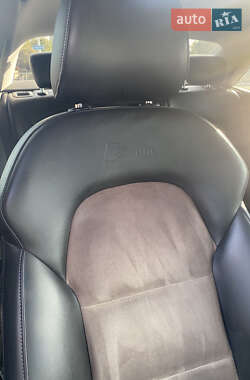 Седан Audi A4 2012 в 