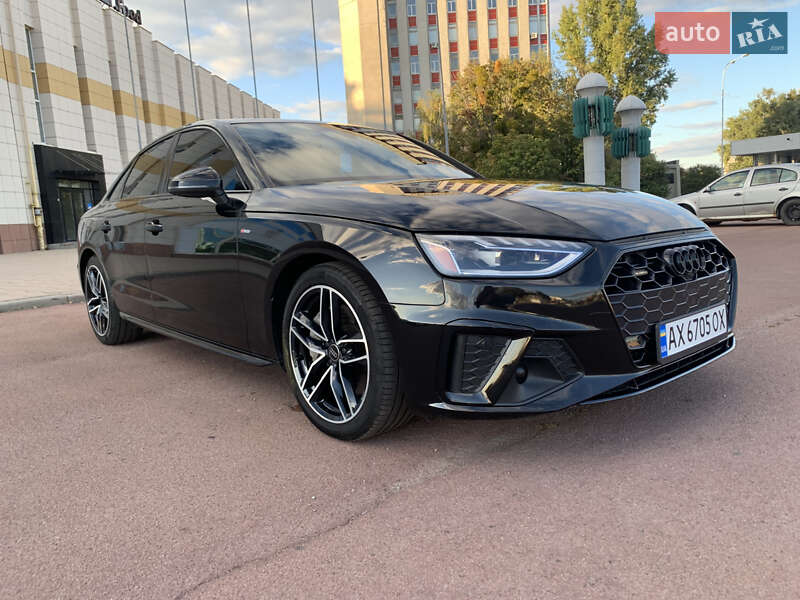 Седан Audi A4 2023 в Харькове